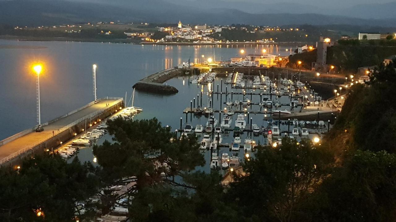 Apartamentos Shalom Ribadeo Dış mekan fotoğraf